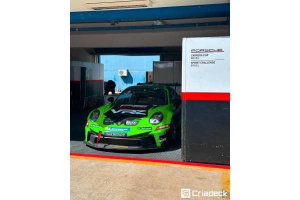 Porsche Cup etapa Goiânia: Segurança Garantida Com Pisos Pixel Criadeck.